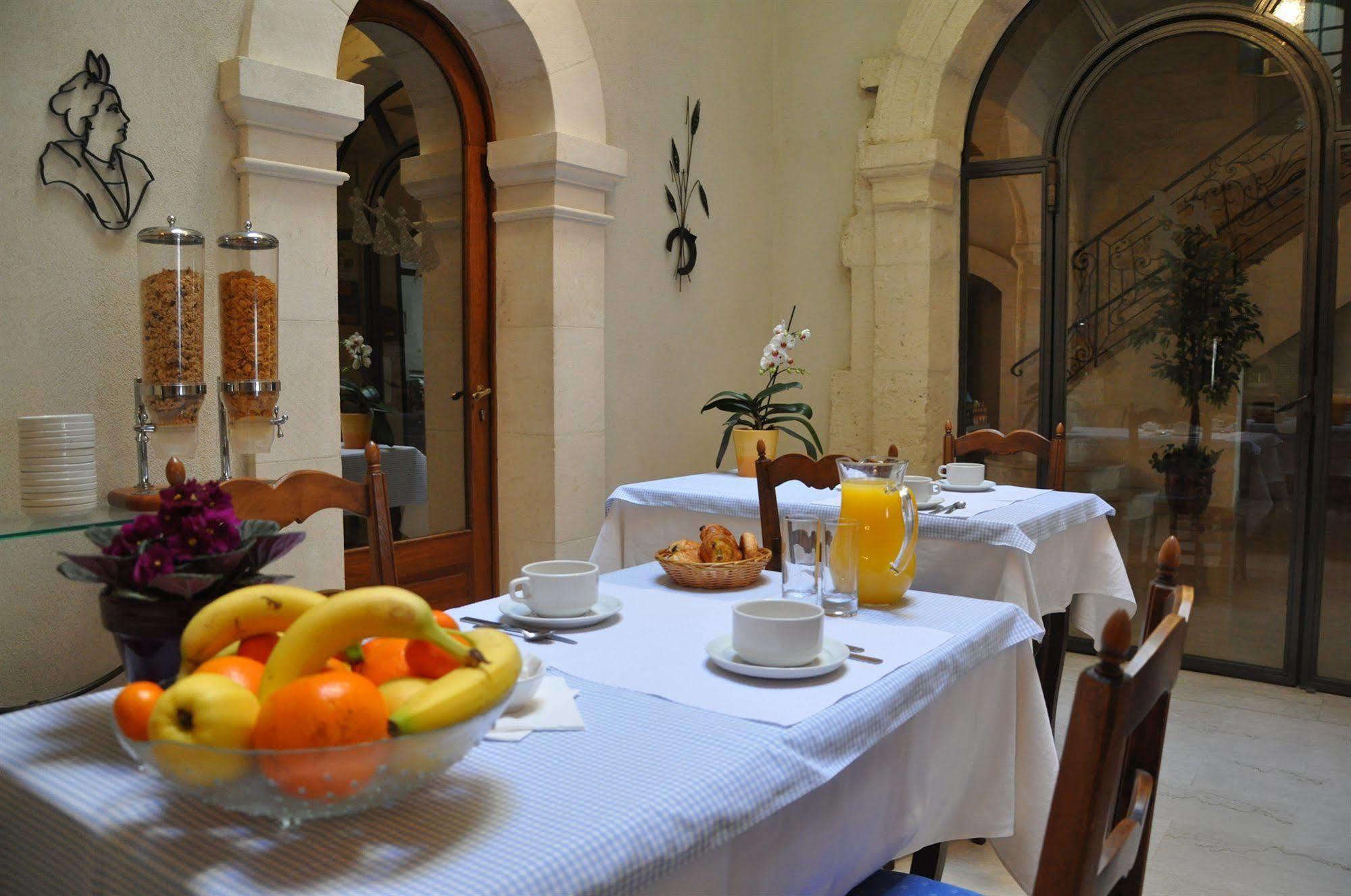 Les Echevins Hotel Tarascon Ngoại thất bức ảnh
