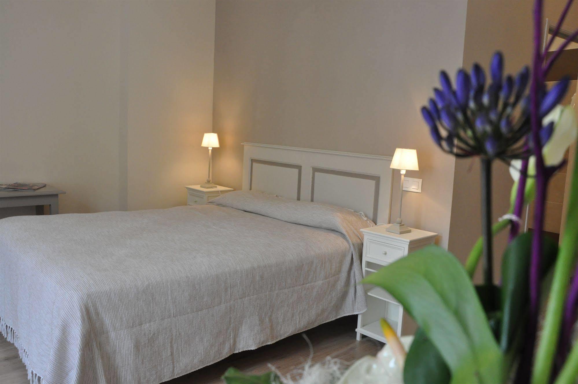 Les Echevins Hotel Tarascon Ngoại thất bức ảnh